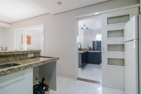 Casa à venda com 140m², 3 quartos e 2 vagas Casa à venda com 140m², 3 quartos e 2 vagasCozinha