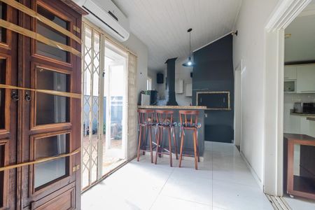 Casa à venda com 140m², 3 quartos e 2 vagas Casa à venda com 140m², 3 quartos e 2 vagasSala de Jantar