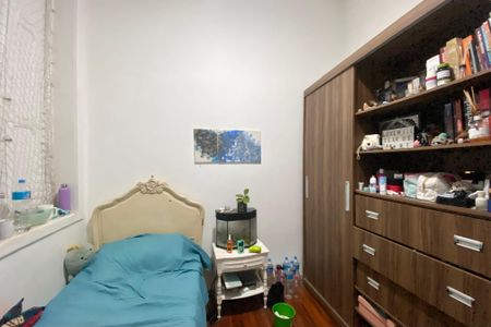 Casa à venda com 200m², 4 quartos e 2 vagas Casa à venda com 200m², 4 quartos e 2 vagasQuarto 3