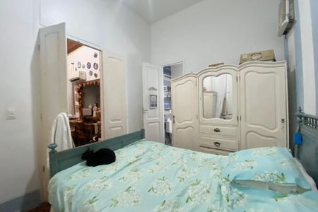 Casa à venda com 200m², 4 quartos e 2 vagas Casa à venda com 200m², 4 quartos e 2 vagasSuíte