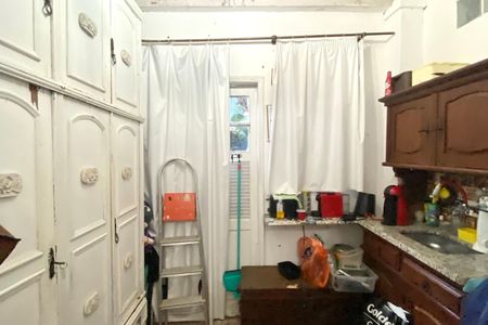 Casa à venda com 200m², 4 quartos e 2 vagas Casa à venda com 200m², 4 quartos e 2 vagasCopa