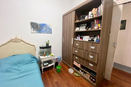 Casa à venda com 200m², 4 quartos e 2 vagas Casa à venda com 200m², 4 quartos e 2 vagasQuarto 3