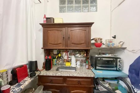 Casa à venda com 200m², 4 quartos e 2 vagas Casa à venda com 200m², 4 quartos e 2 vagasCopa