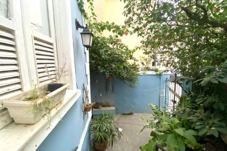 Casa à venda com 200m², 4 quartos e 2 vagas Casa à venda com 200m², 4 quartos e 2 vagasQuintal