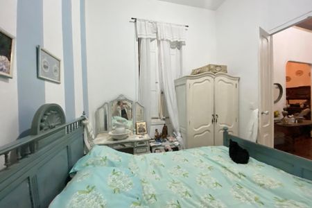 Casa à venda com 200m², 4 quartos e 2 vagas Casa à venda com 200m², 4 quartos e 2 vagasSuíte