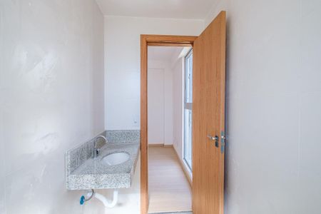 Apartamento à venda com 62m², 2 quartos e 2 vagas Apartamento à venda com 62m², 2 quartos e 2 vagasBanheiro da Suíte 2