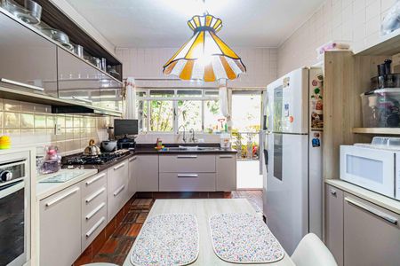 Casa à venda com 1200m², 4 quartos e 5 vagasCozinha