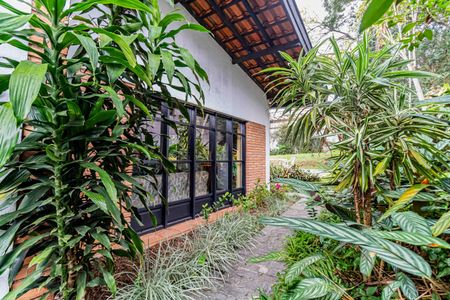 Casa à venda com 1200m², 4 quartos e 5 vagasFachada interna