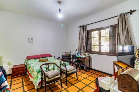 Casa à venda com 1200m², 4 quartos e 5 vagasSuíte