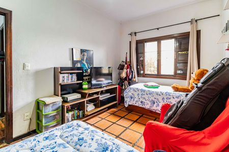 Casa à venda com 1200m², 4 quartos e 5 vagasQuarto 02