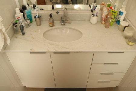 Apartamento à venda com 104m², 3 quartos e 1 vagaBanheiro da Suíte