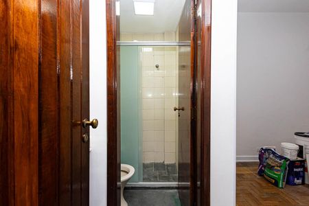 Casa à venda com 101m², 3 quartos e sem vaga Casa à venda com 101m², 3 quartos e sem vagaBanheiro de serviço