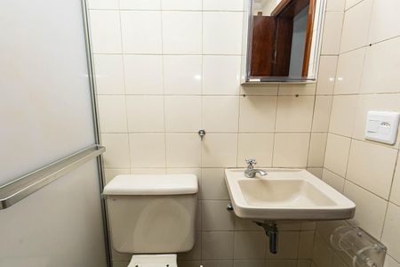 Casa à venda com 101m², 3 quartos e sem vaga Casa à venda com 101m², 3 quartos e sem vagaBanheiro da Suíte 2