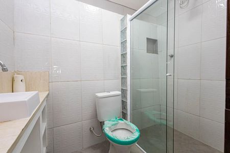Casa à venda com 101m², 3 quartos e sem vaga Casa à venda com 101m², 3 quartos e sem vagaBanheiro da Suíte 1