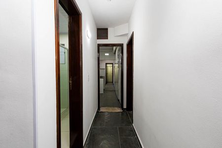 Casa à venda com 101m², 3 quartos e sem vaga Casa à venda com 101m², 3 quartos e sem vagaCorredor