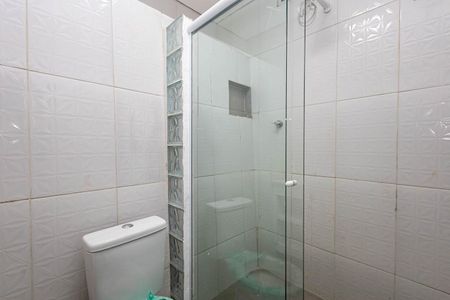 Casa à venda com 101m², 3 quartos e sem vaga Casa à venda com 101m², 3 quartos e sem vagaBanheiro da Suíte 1