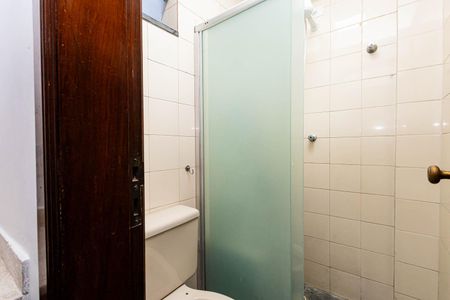 Casa à venda com 101m², 3 quartos e sem vaga Casa à venda com 101m², 3 quartos e sem vagaBanheiro de serviço