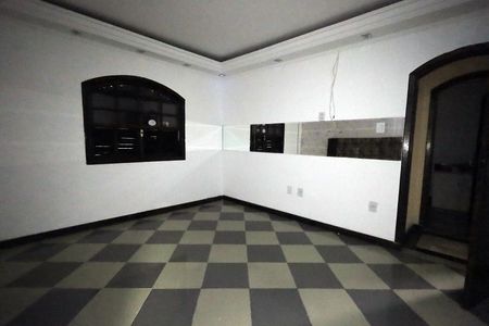 Casa para alugar com 350m², 3 quartos e 8 vagasSuíte