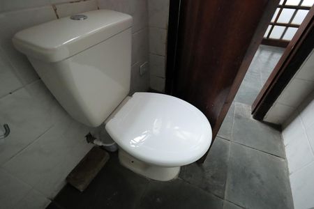 Casa para alugar com 350m², 3 quartos e 8 vagasBanheiro Área gourmet