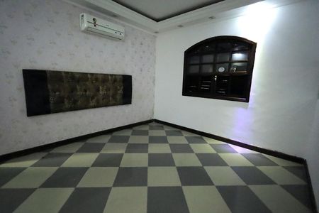 Casa para alugar com 350m², 3 quartos e 8 vagasSuíte