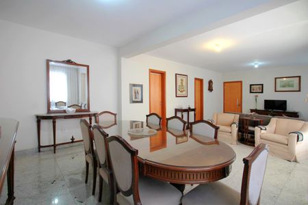 Apartamento à venda com 165m², 4 quartos e 3 vagasSala de Jantar
