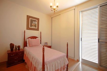 Apartamento à venda com 165m², 4 quartos e 3 vagasSuíte 2