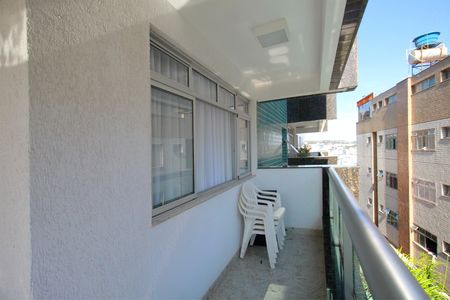 Apartamento à venda com 165m², 4 quartos e 3 vagasVaranda da Sala