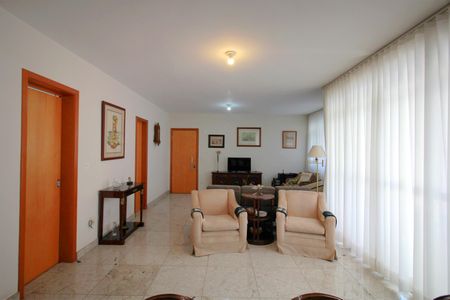 Apartamento à venda com 165m², 4 quartos e 3 vagasSala