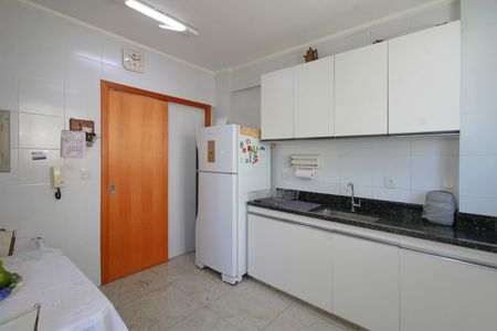 Apartamento à venda com 165m², 4 quartos e 3 vagasCozinha