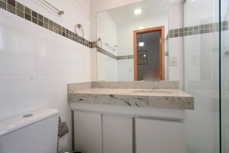 Apartamento à venda com 165m², 4 quartos e 3 vagasBanheiro da Suíte 2