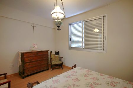 Apartamento à venda com 165m², 4 quartos e 3 vagasSuíte 1