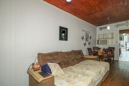 Casa à venda com 65m², 4 quartos e 2 vagasSala