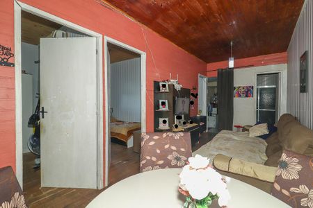 Casa à venda com 65m², 4 quartos e 2 vagasSala