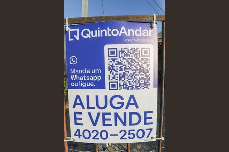 Casa à venda com 65m², 4 quartos e 2 vagasFachada e placa