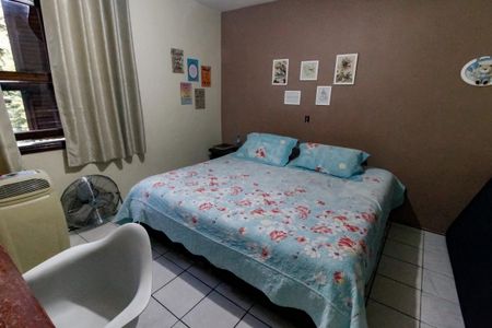 Casa à venda com 179m², 3 quartos e 2 vagas Casa à venda com 179m², 3 quartos e 2 vagasSuíte