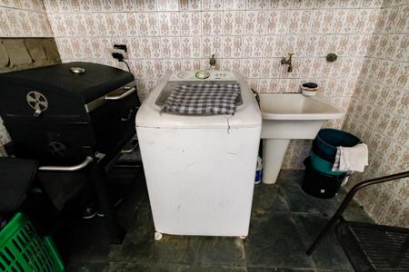 Casa à venda com 179m², 3 quartos e 2 vagas Casa à venda com 179m², 3 quartos e 2 vagasDetalhe da area de serviço