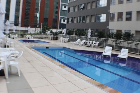 Apartamento à venda com 77m², 3 quartos e 2 vagasÁrea comum - Piscina