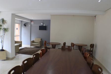 Apartamento à venda com 77m², 3 quartos e 2 vagasÁrea comum - Salão de festas