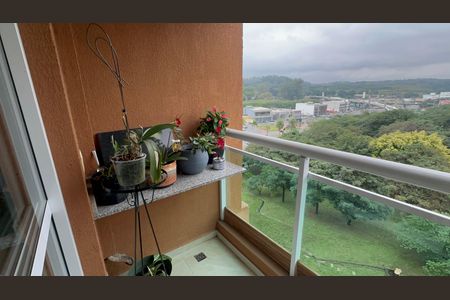 Apartamento à venda com 77m², 3 quartos e 2 vagasVaranda