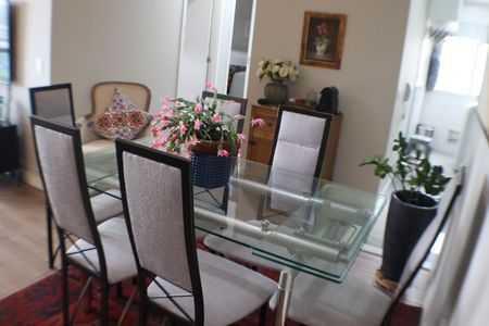 Apartamento à venda com 77m², 3 quartos e 2 vagasSala de Jantar