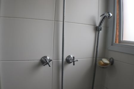 Apartamento à venda com 77m², 3 quartos e 2 vagasBanheiro da Suíte