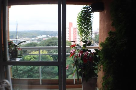 Apartamento à venda com 77m², 3 quartos e 2 vagasVaranda