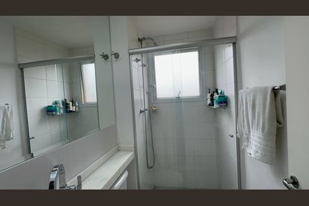 Apartamento à venda com 77m², 3 quartos e 2 vagasBanheiro da Suíte