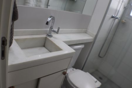 Apartamento à venda com 77m², 3 quartos e 2 vagasBanheiro da Suíte