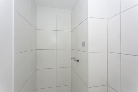 Apartamento à venda com 33m², 2 quartos e sem vaga Apartamento à venda com 33m², 2 quartos e sem vagaBanheiro