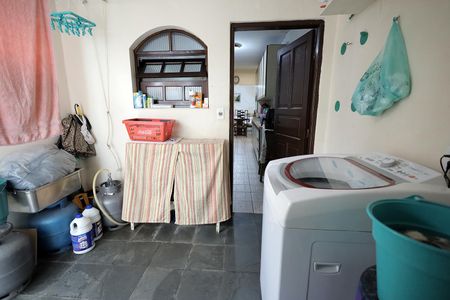 Casa à venda com 157m², 3 quartos e 2 vagasÁrea de Serviço