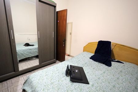 Casa à venda com 157m², 3 quartos e 2 vagasQuarto 1