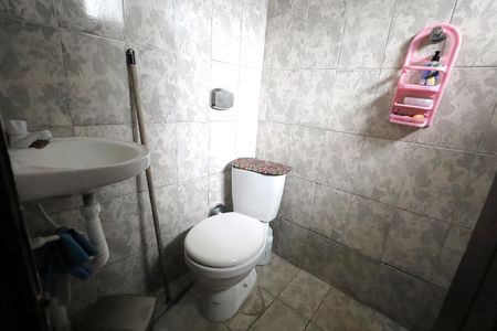 Casa à venda com 157m², 3 quartos e 2 vagasBanheiro 1