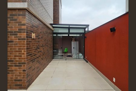 Apartamento à venda com 130m², 2 quartos e 1 vaga Apartamento à venda com 130m², 2 quartos e 1 vagaQuintal