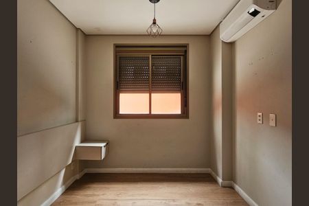 Suíte de apartamento à venda com 2 quartos, 130m² em Água Branca, São Paulo